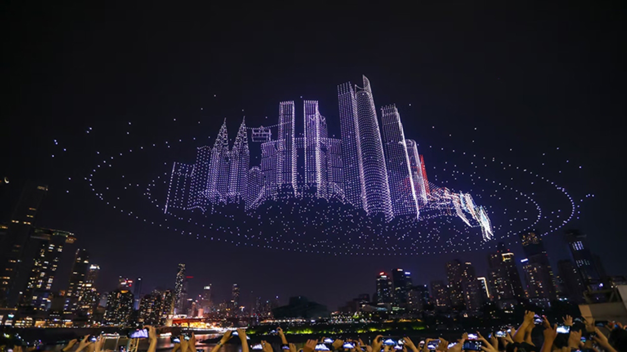Chongqing drones.jpg Chongqing drones.jpg